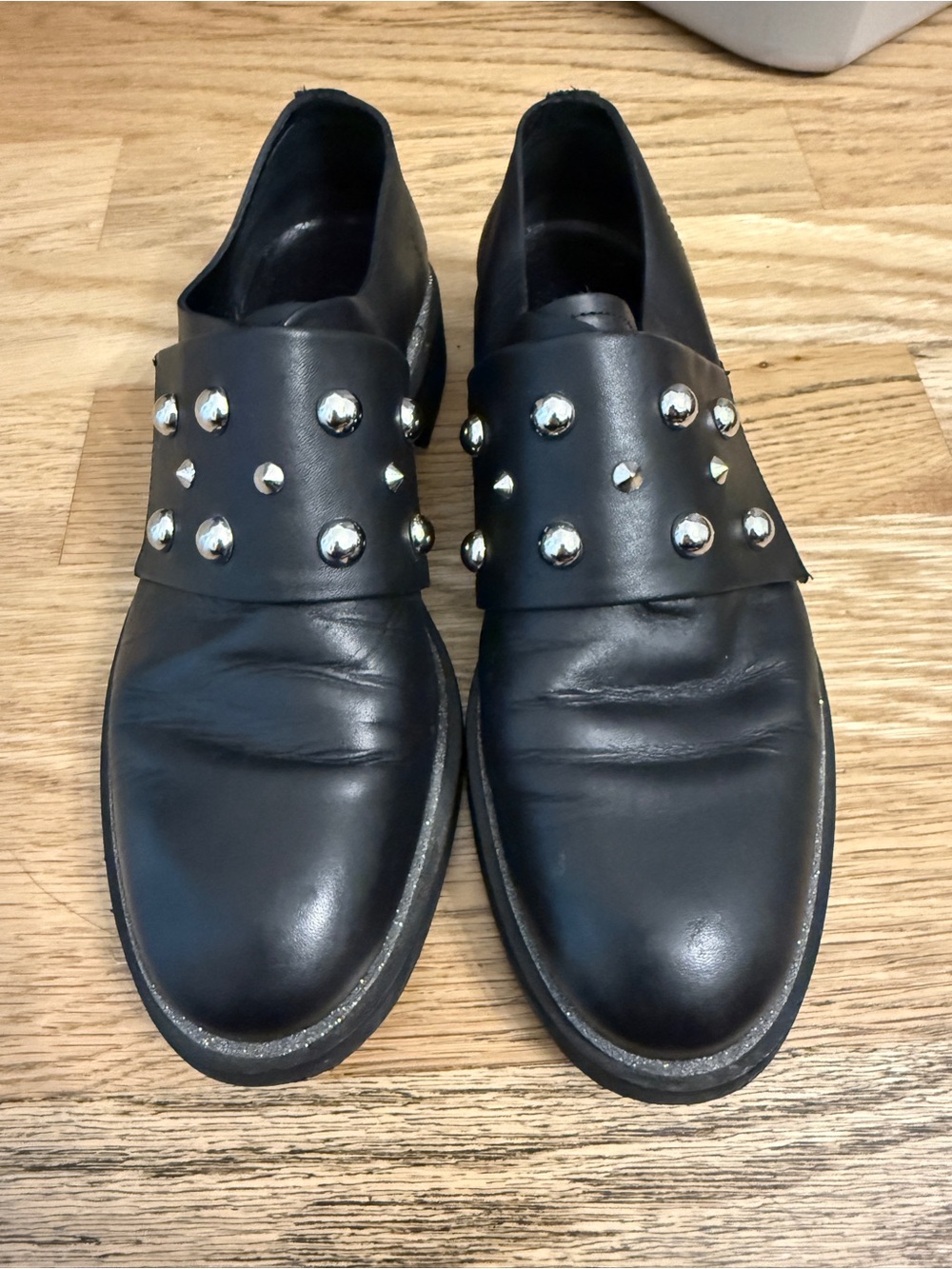 ALEXANDER MCQUEEN Chatsworth Studded Glitter Lined Loafers 39